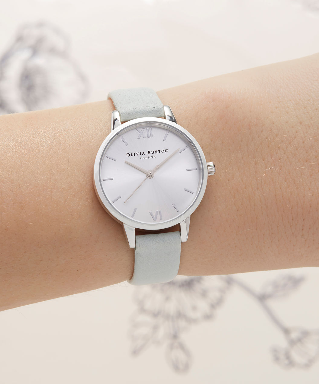 Olivia Burton OB16MD87 Sunray Dial Sage Ladies Silver Dial Light Green Leather Strap Machtwatch