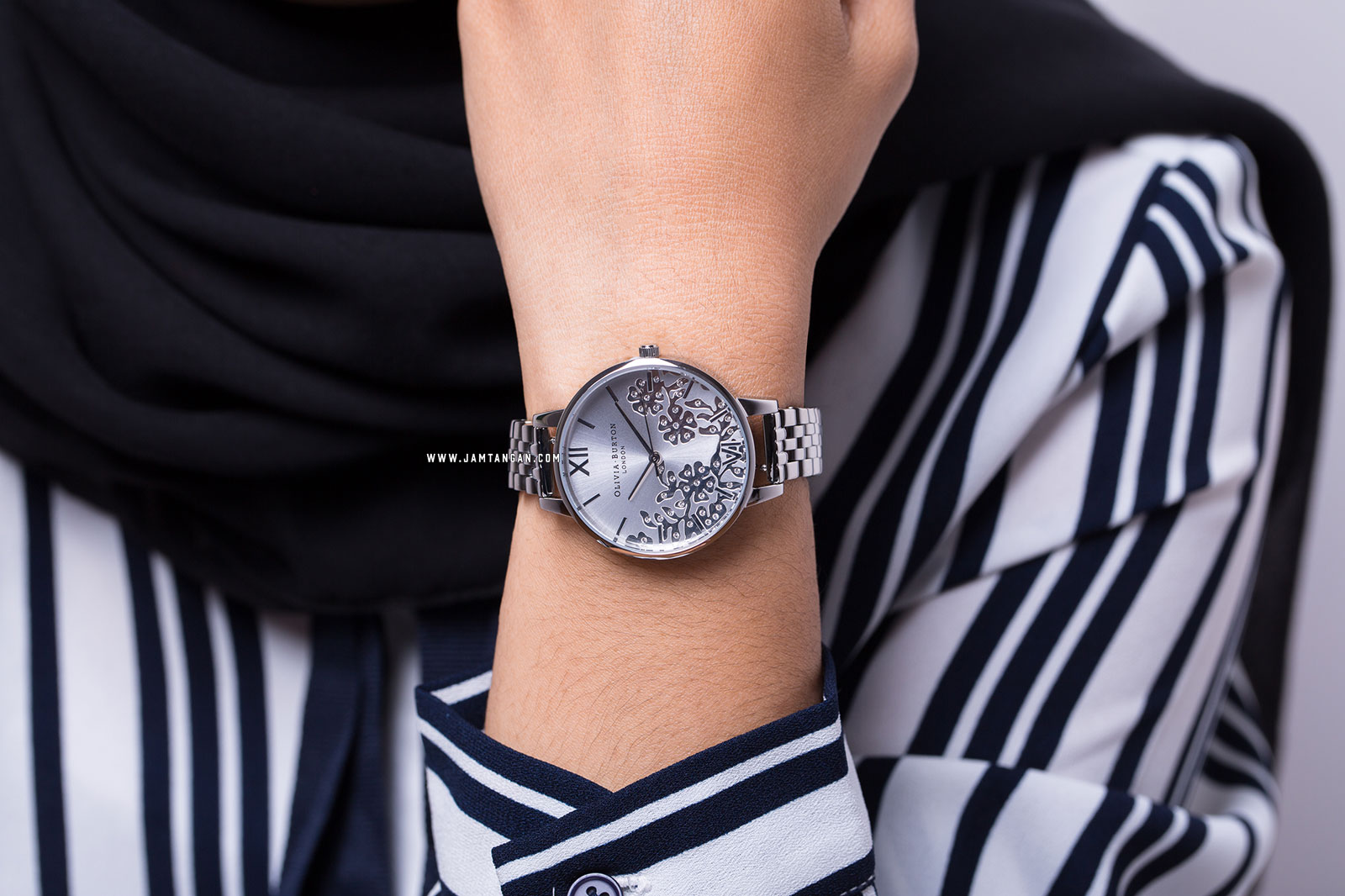 Olivia Burton Bejewelled Lace OB16MV101 Silver Sunray Dial Stainless Steel Strap Machtwatch