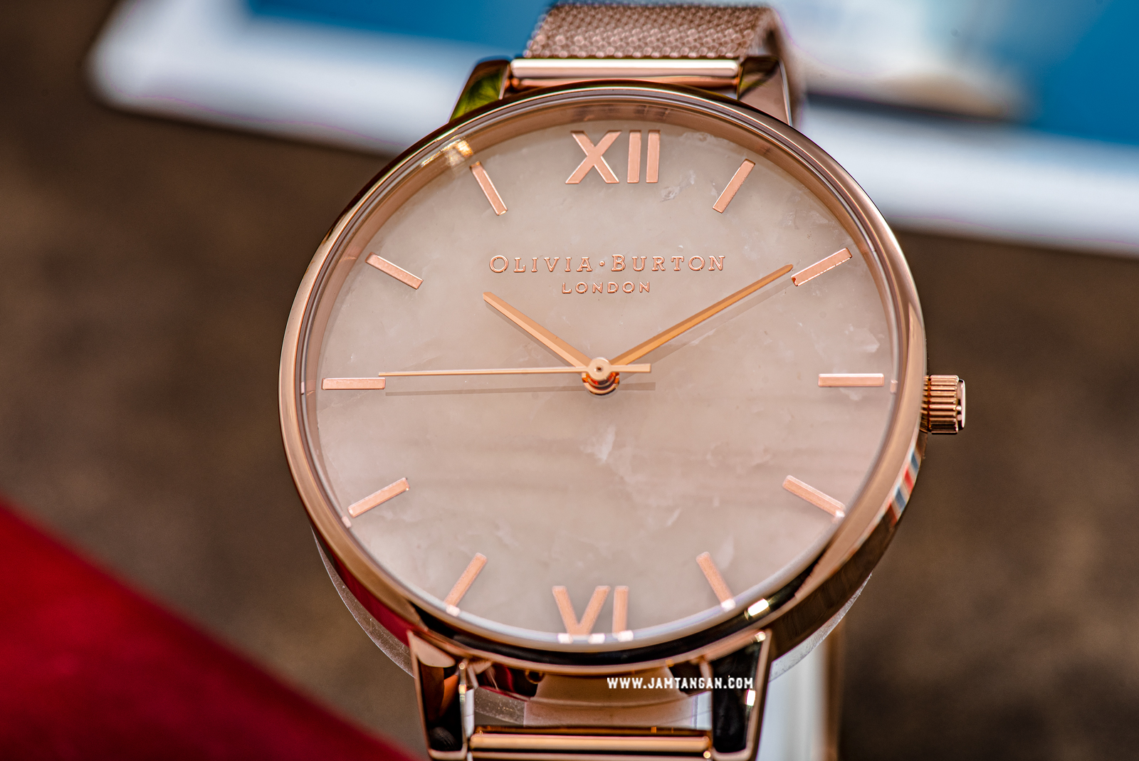 Olivia Burton Semi Precious OB16SP01 Rose Gold Dial Rose Gold Mesh Strap Machtwatch