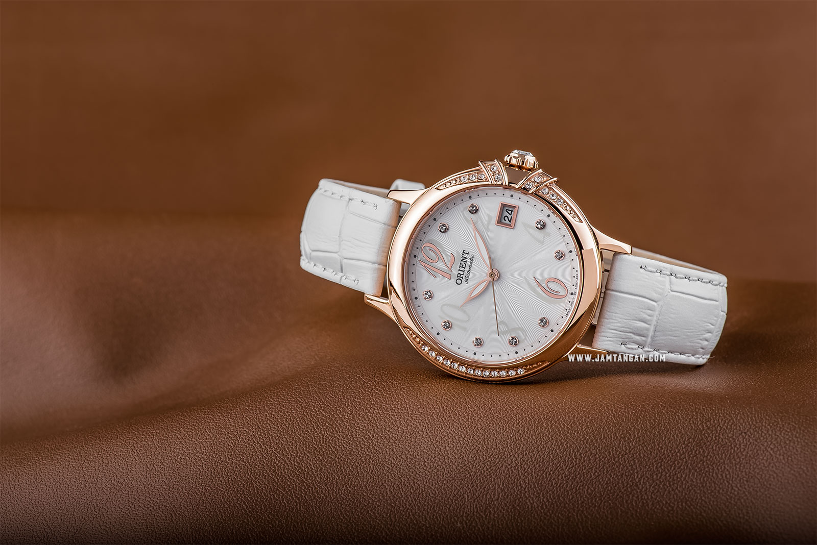 Orient FAC07002W Fashionable Automatic Elegance Ladies White Dial White Leather Strap Machtwatch