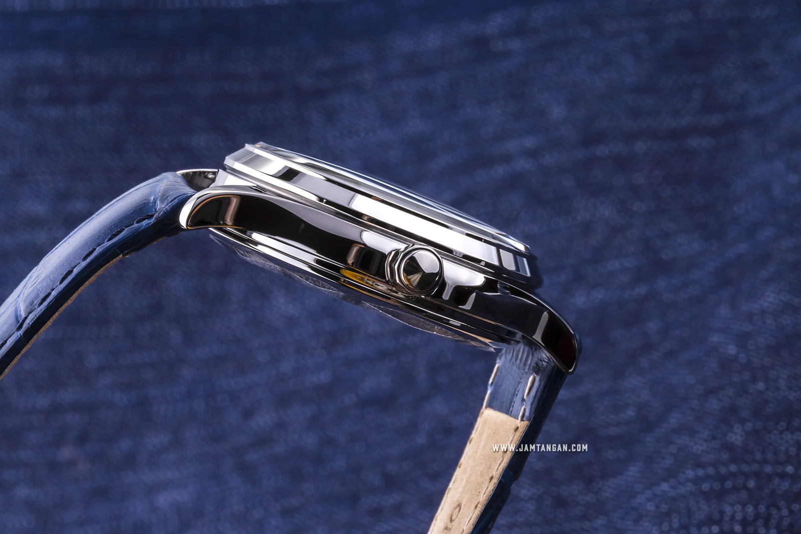 Orient RA-AG0018L Automatic Blue Moon Open Heart Ladies Blue Dial Blue Leather Strap Machtwatch