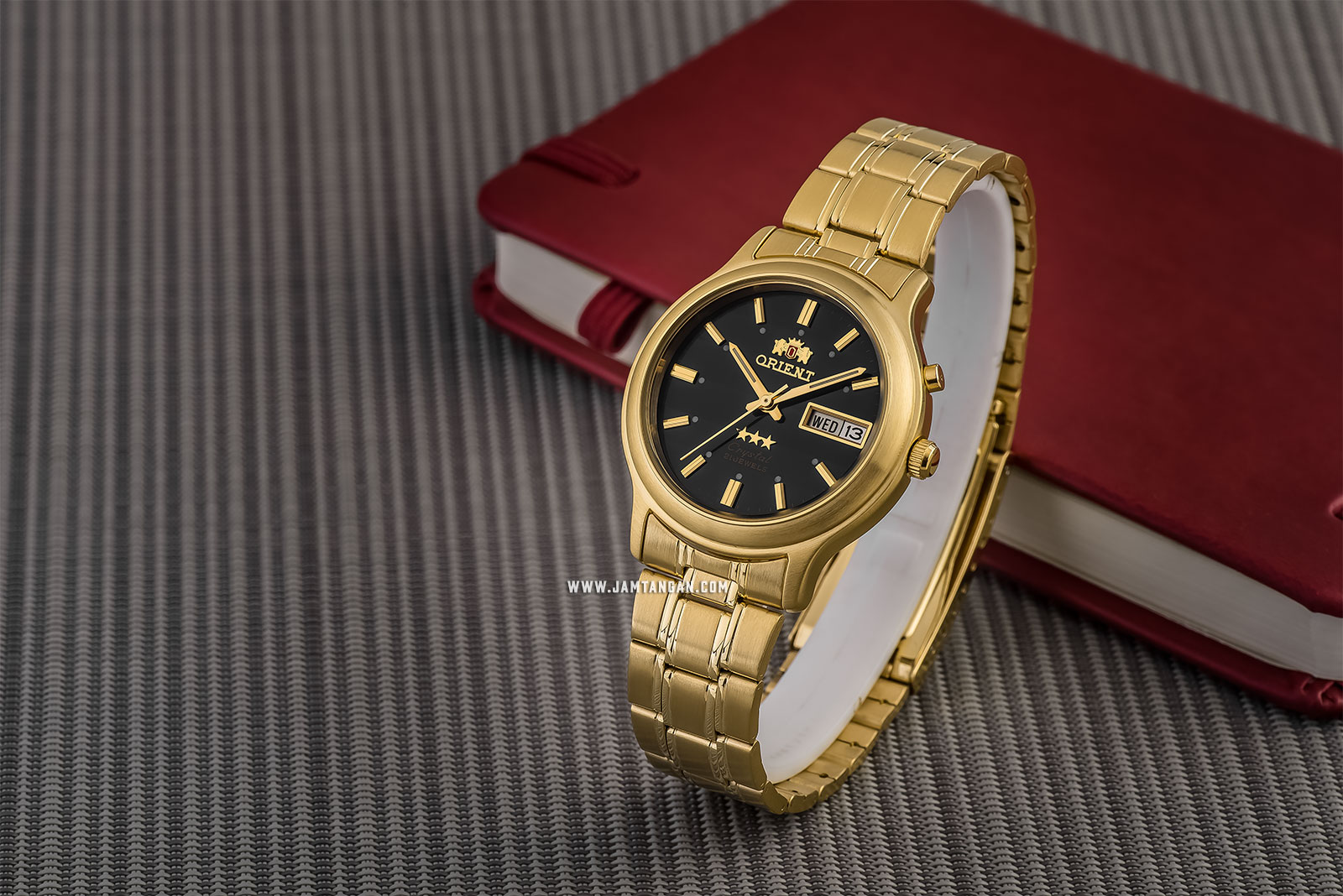 Orient Classic 3 Stars Crystal SEM0201UB Automatic Men Black Dial Gold Stainless Steel Machtwatch