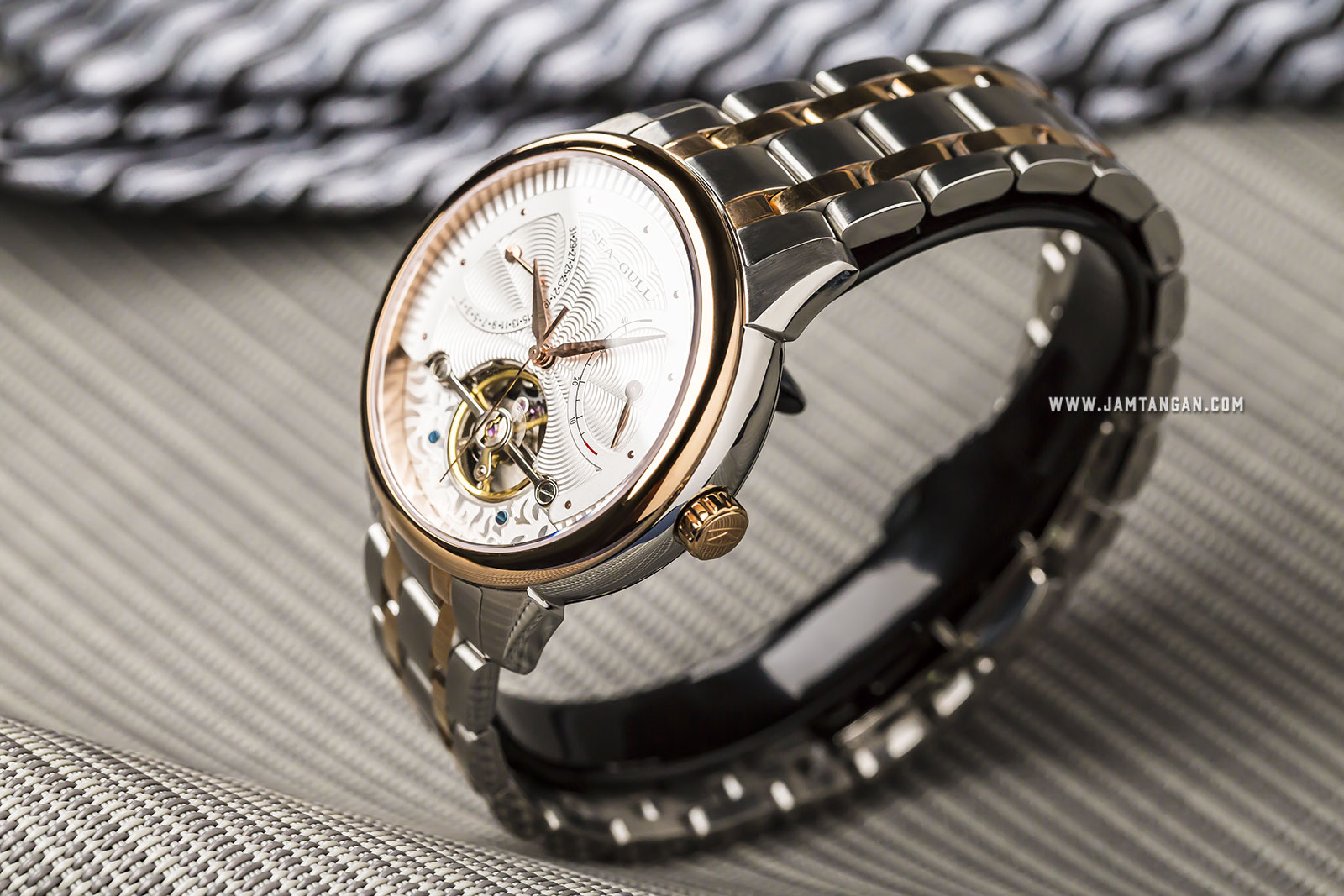 Seagull 217.412 Flywheel Automatic Mechanical Silver Dial Dual Tone Stainless Steel Machtwatch