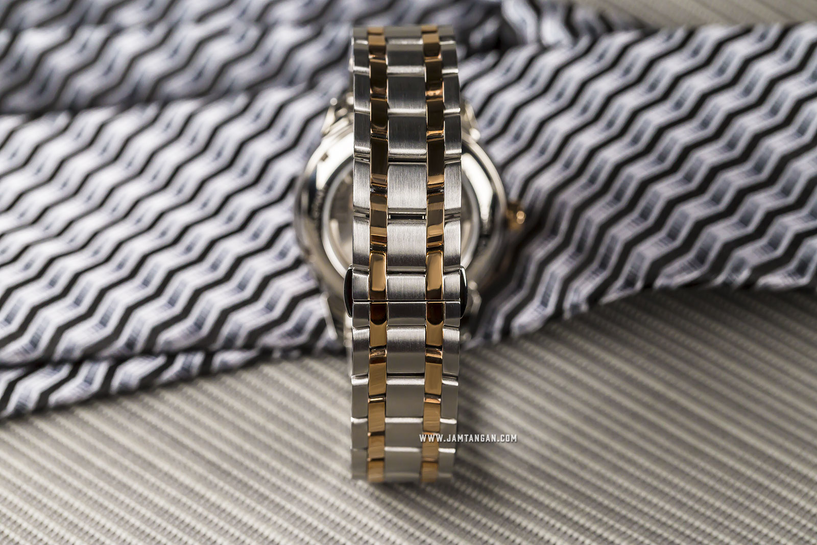 Seagull 217.412 Flywheel Automatic Mechanical Silver Dial Dual Tone Stainless Steel Machtwatch