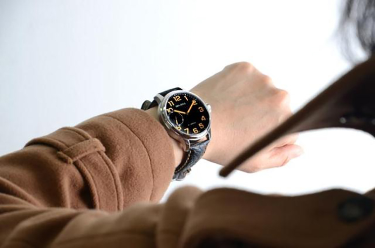 Seagull M222S-OR - Manual Mechanical Black Leather Strap Machtwatch