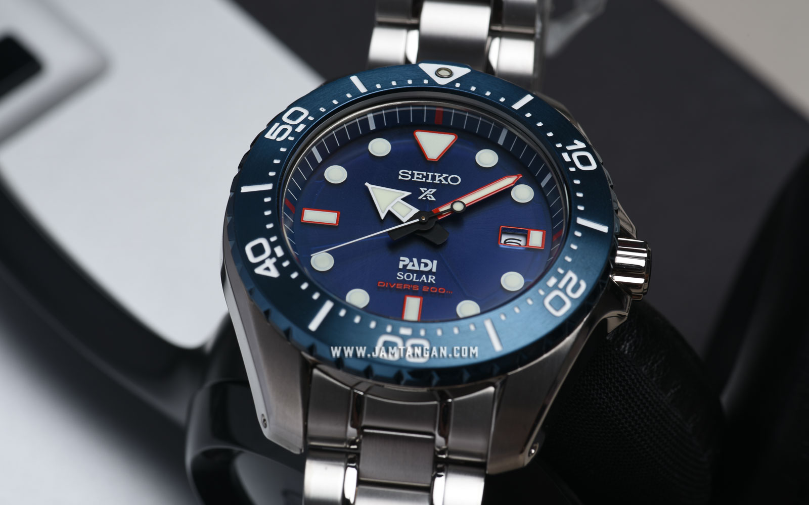 Seiko Padi Solar Divers 200m SEIKO PROSPEX SNE549P1 V157-0DF0 PADI 