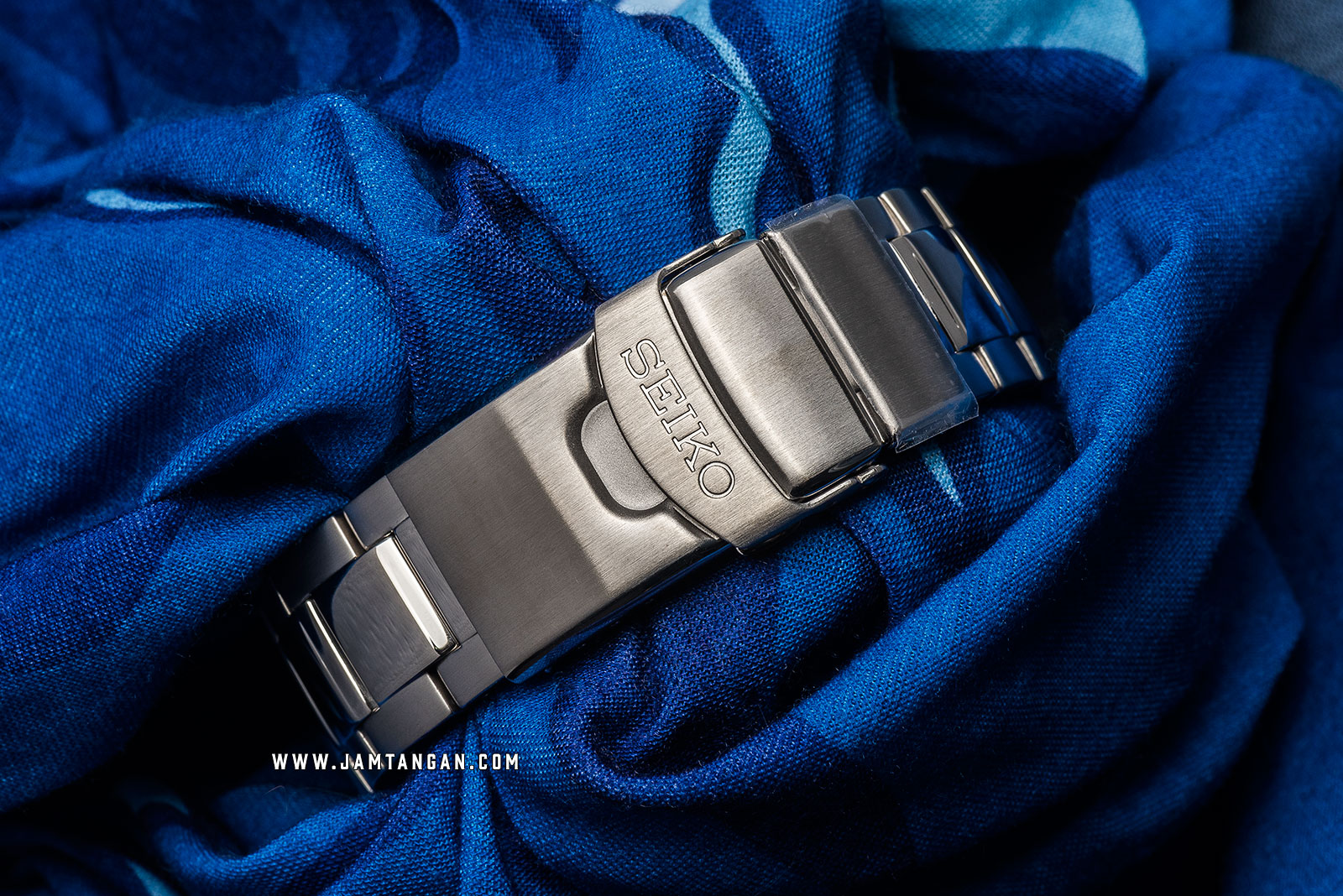 Seiko Prospex SNE435P1 PADI Solar Divers 200M Blue Dial Special Edition Machtwatch