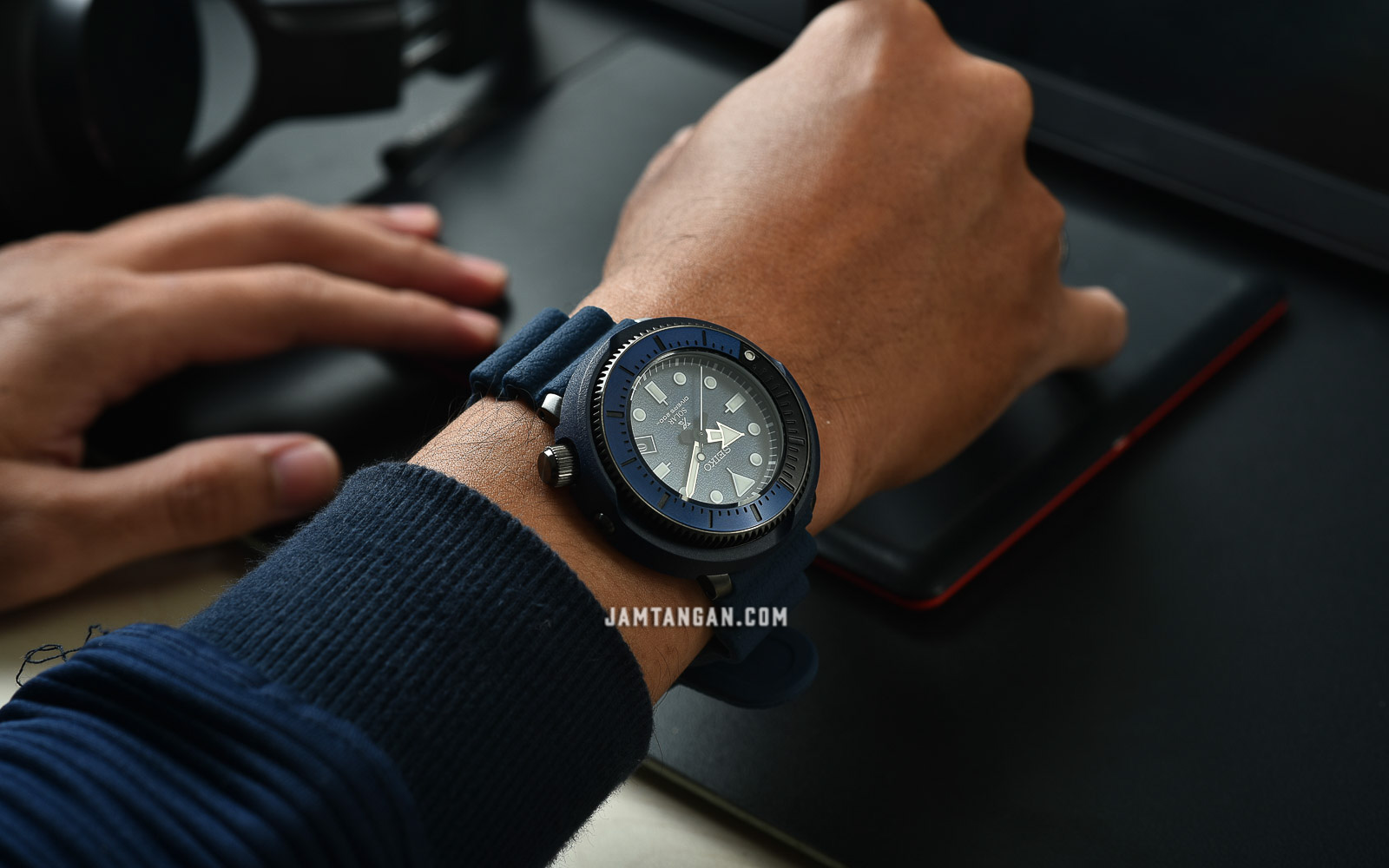 Seiko Prospex Tuna Street Series SNE533P1 Solar Divers 200M Blue Rubber Strap SPECIAL EDITION Machtwatch