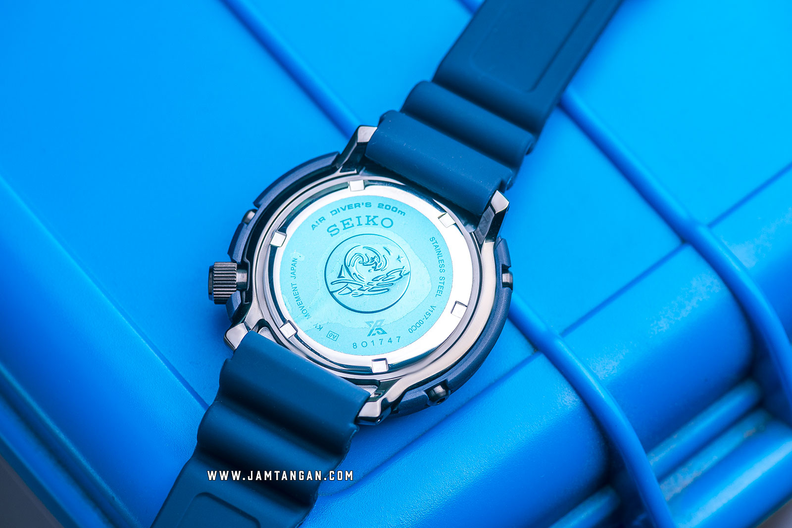 Seiko Prospex Tuna Street Series SNE533P1 Solar Divers 200M Blue Rubber Strap SPECIAL EDITION Machtwatch