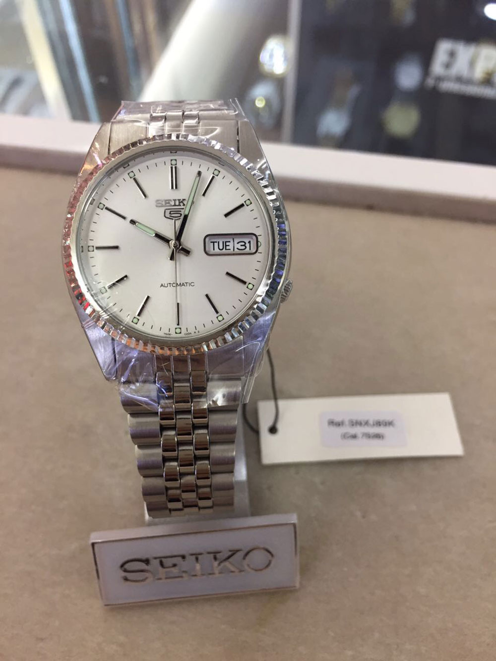 Seiko 5 SNXJ89K1 Automatic 1st Generation Silver Hands Stainless Steel Bracelet Machtwatch