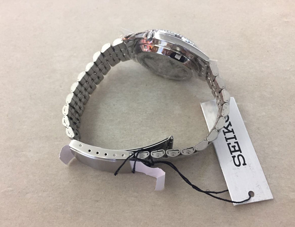 Seiko 5 SNXJ89K1 Automatic 1st Generation Silver Hands Stainless Steel Bracelet Machtwatch
