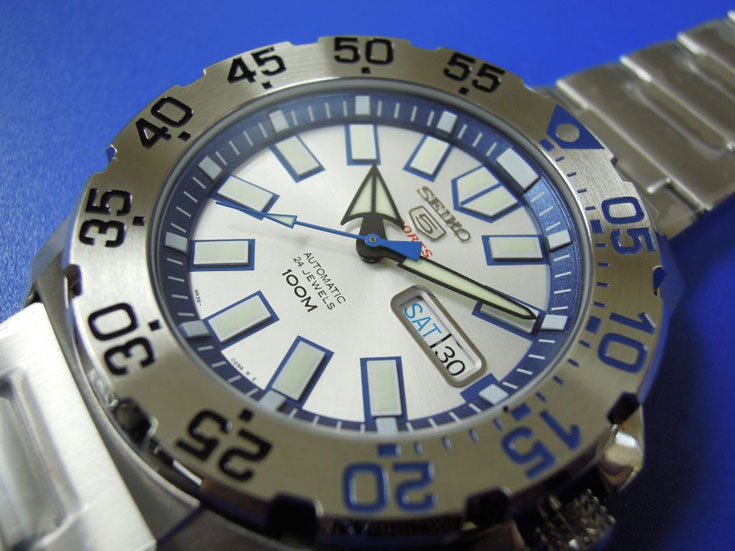 Seiko 5 Sports SRP481K1 Automatic White Dial Stainless Steel Machtwatch
