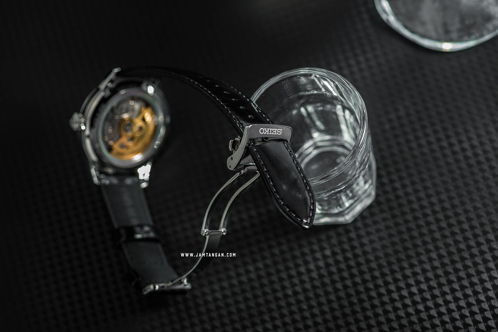 Seiko SRPB43J1 Presage Skydiving Cocktail Automatic White Texture Dial Black Leather Strap Machtwatch