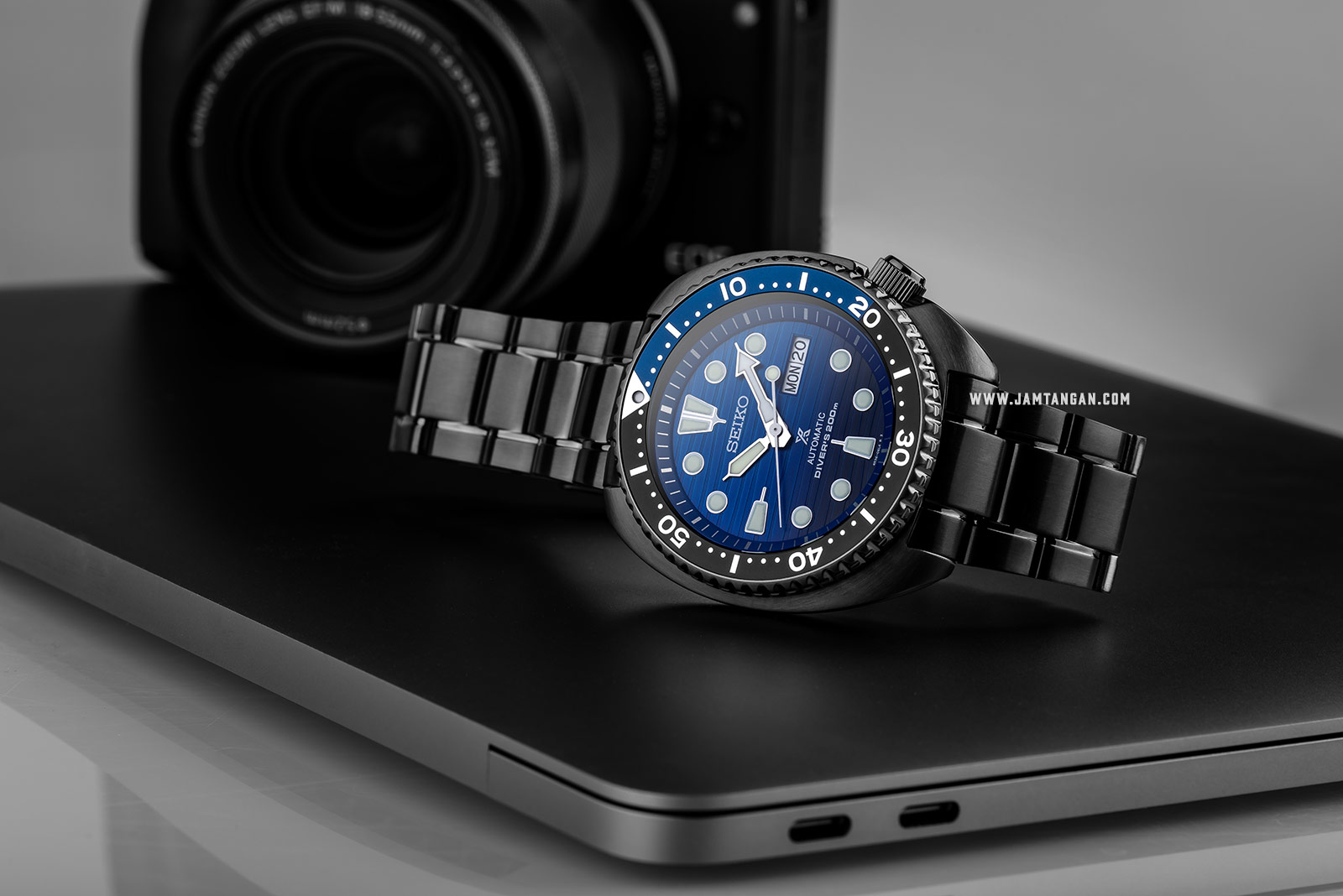 Seiko Prospex SRPD11K1 Turtle Save The Ocean Auto Divers 200M Stainless Steel Strap SPECIAL EDITION Machtwatch