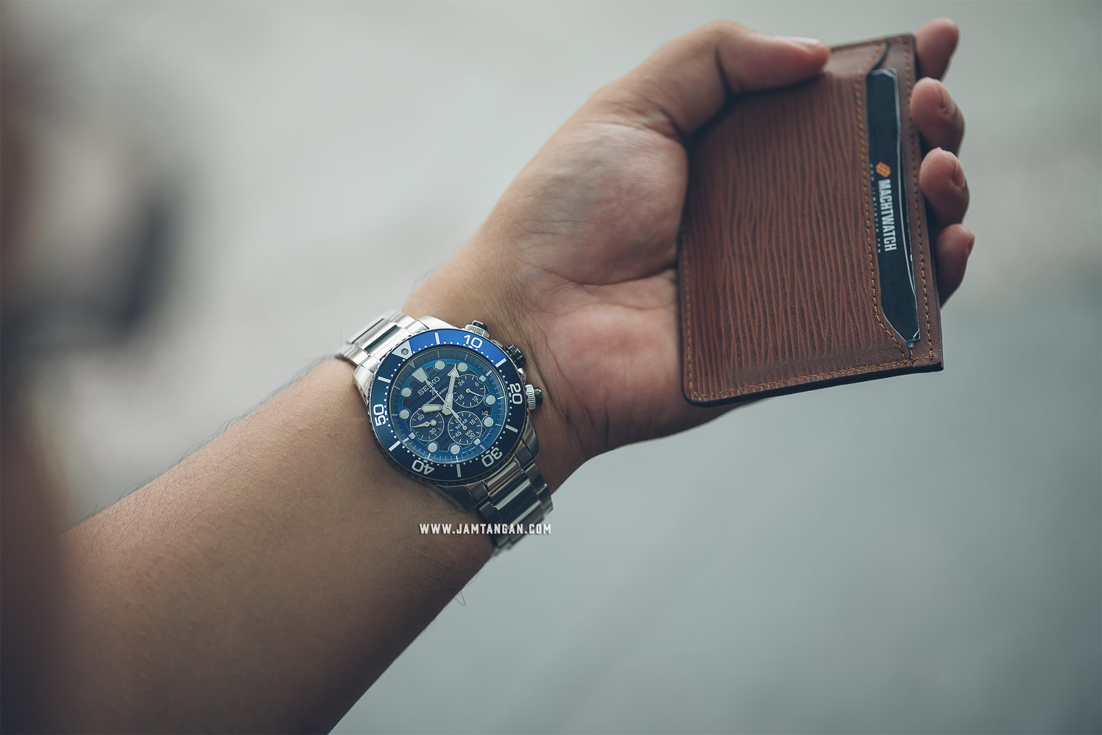 Seiko Prospex Solar Save The Ocean SSC675P1 Chrono Auto Divers 200M St. Steel Strap SPECIAL EDITION Machtwatch