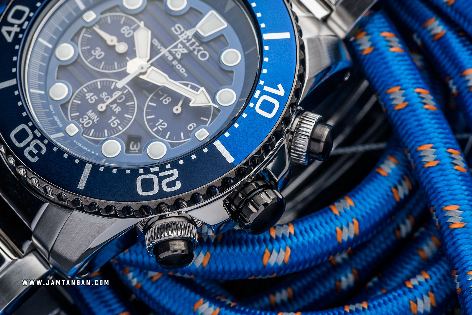 Seiko Prospex Solar Save The Ocean SSC675P1 Chrono Auto Divers 200M St. Steel Strap SPECIAL EDITION Machtwatch