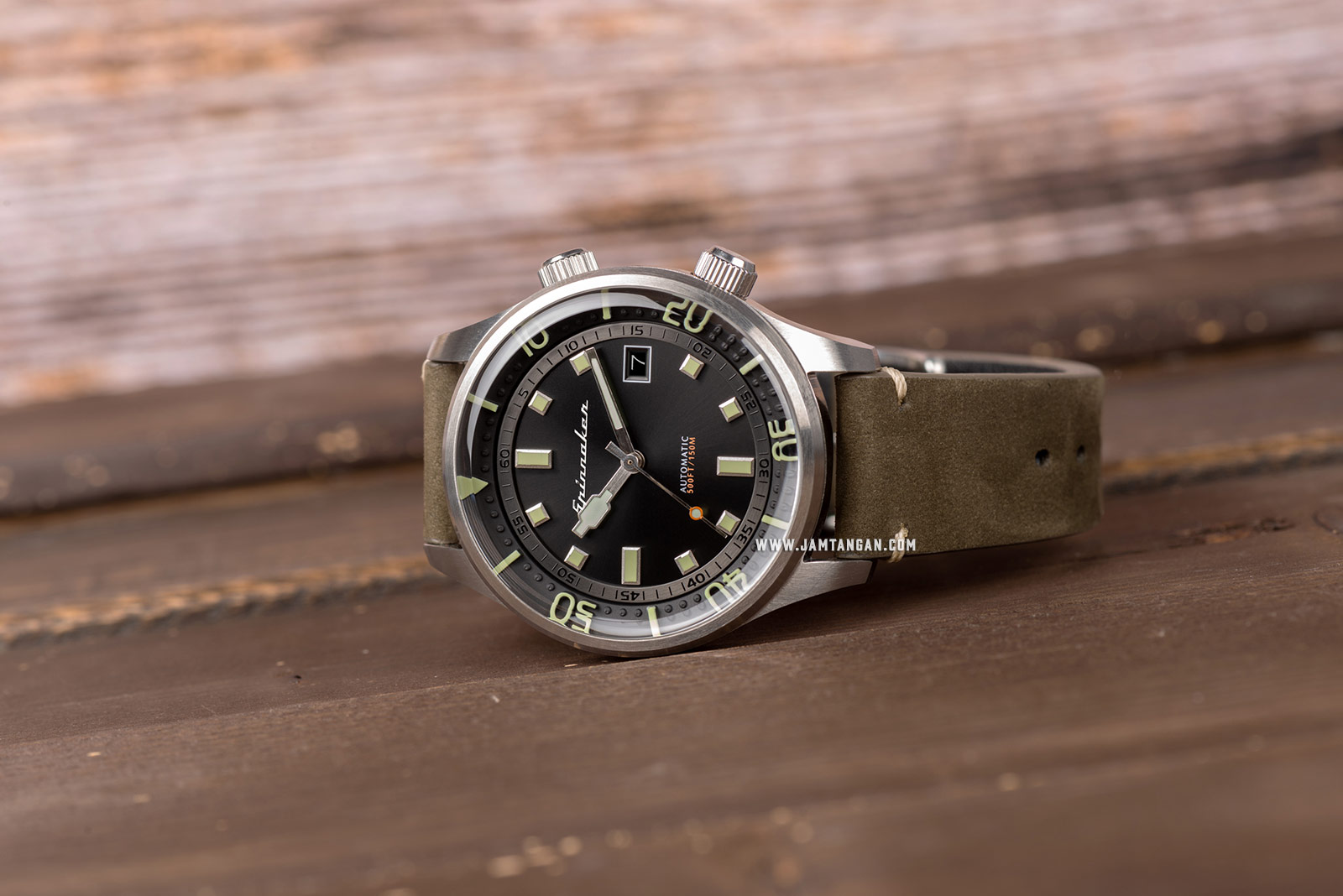 Spinnaker SP-5057-02 Vintage Bradner Men Black Dial Green Leather Strap Machtwatch