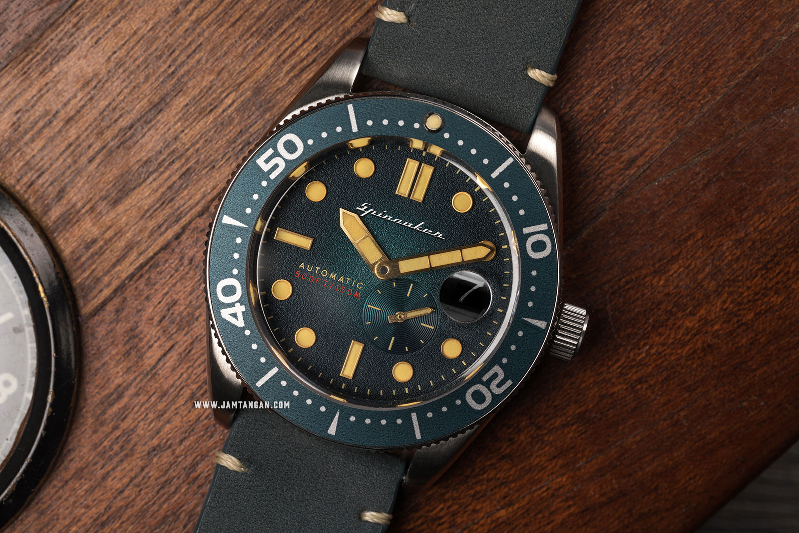 Spinnaker SP-5058-01 Vintage Croft Men Blue Dial Blue Leather Strap Machtwatch