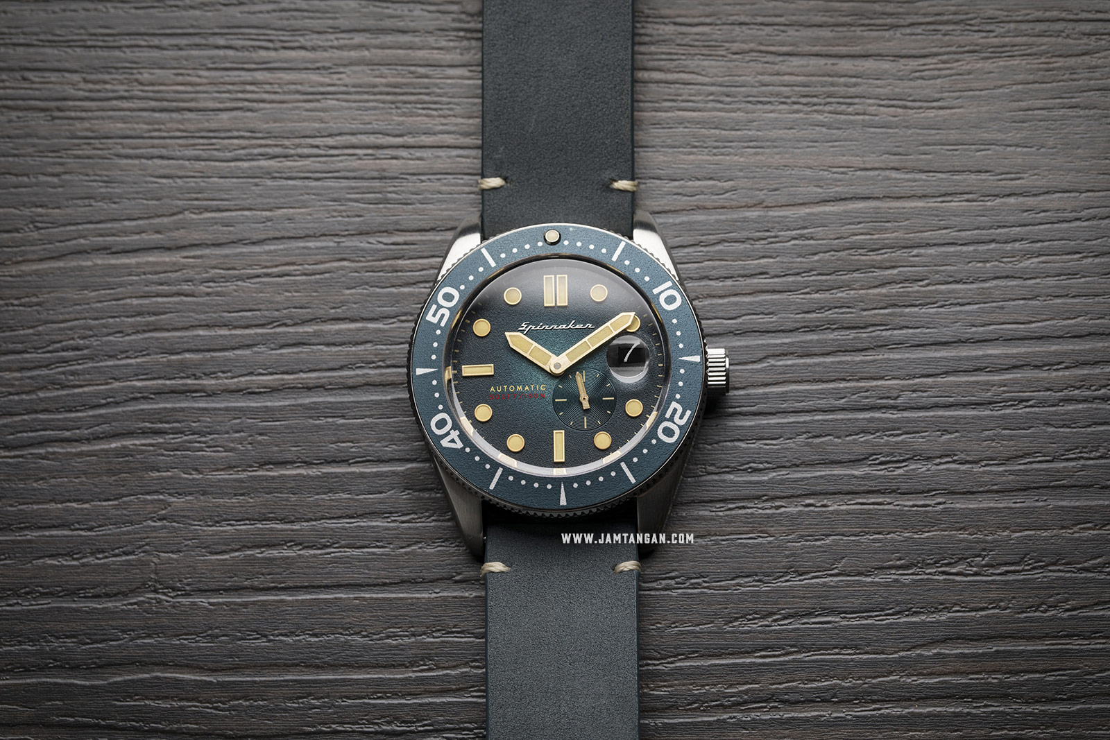 Spinnaker SP-5058-01 Vintage Croft Men Blue Dial Blue Leather Strap Machtwatch