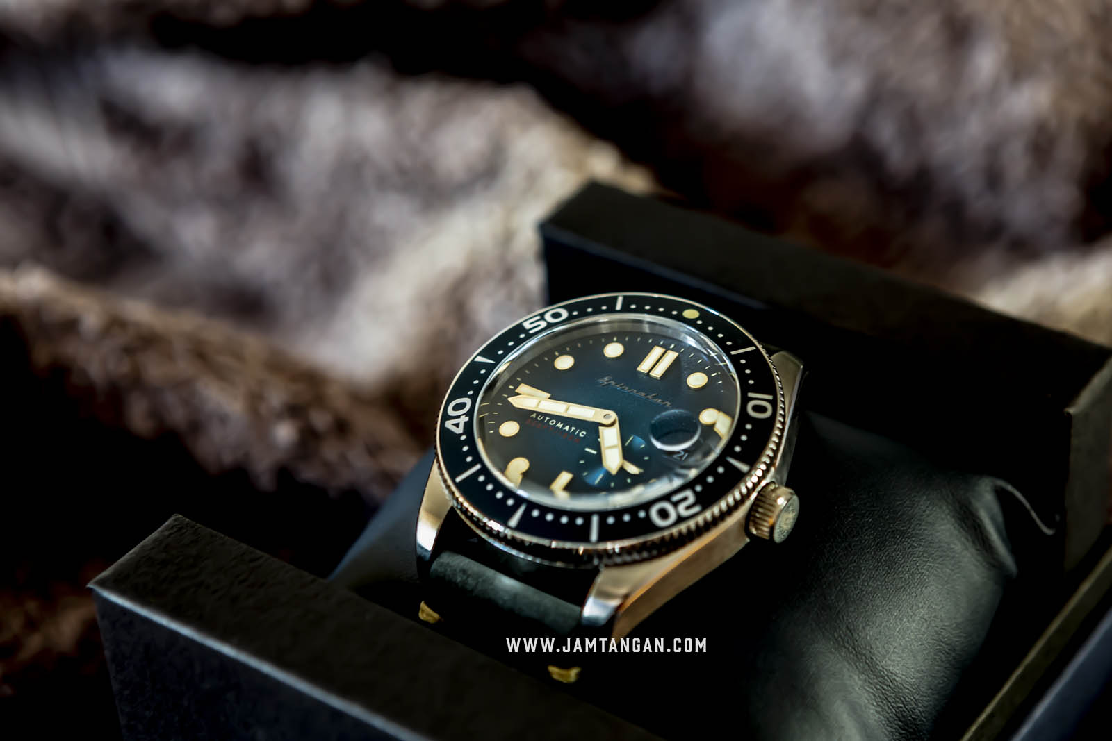 Spinnaker SP-5058-01 Vintage Croft Men Blue Dial Blue Leather Strap Machtwatch