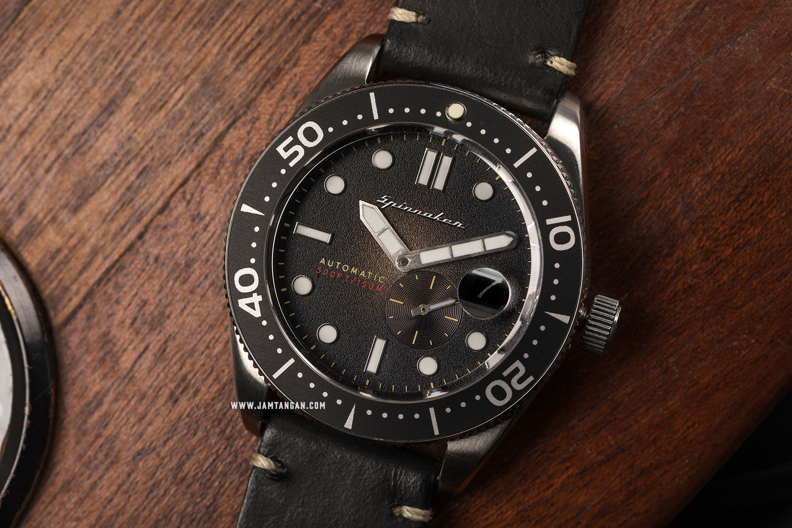 Spinnaker SP-5058-03 Vintage Croft Men Black Dial Black Leather Strap Machtwatch