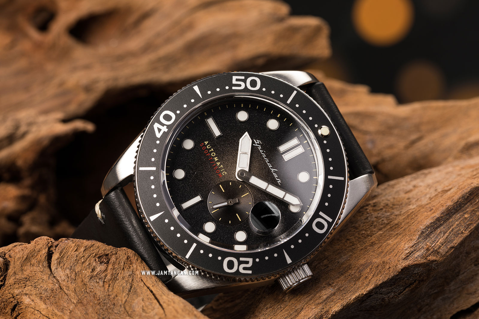 Spinnaker SP-5058-03 Vintage Croft Men Black Dial Black Leather Strap Machtwatch
