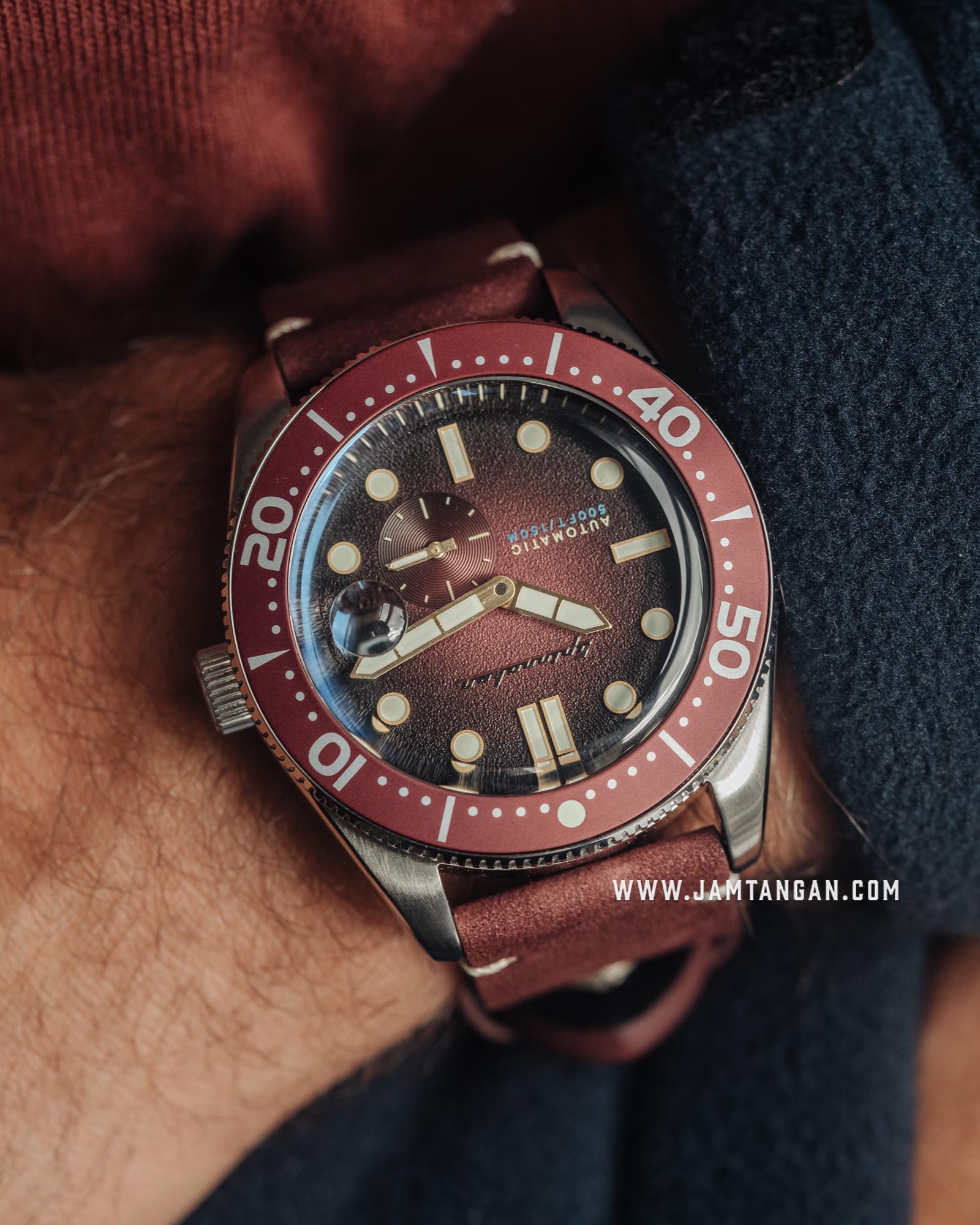 Spinnaker SP-5058-09 Vintage Croft Men Red Dial Red Leather Strap Machtwatch