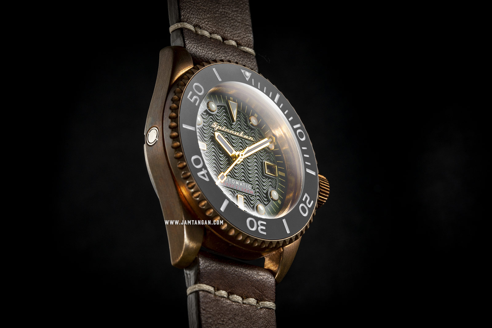Spinnaker SP-5060-02 Vintage Tesei Men Green Dial Brown Leather Strap Machtwatch