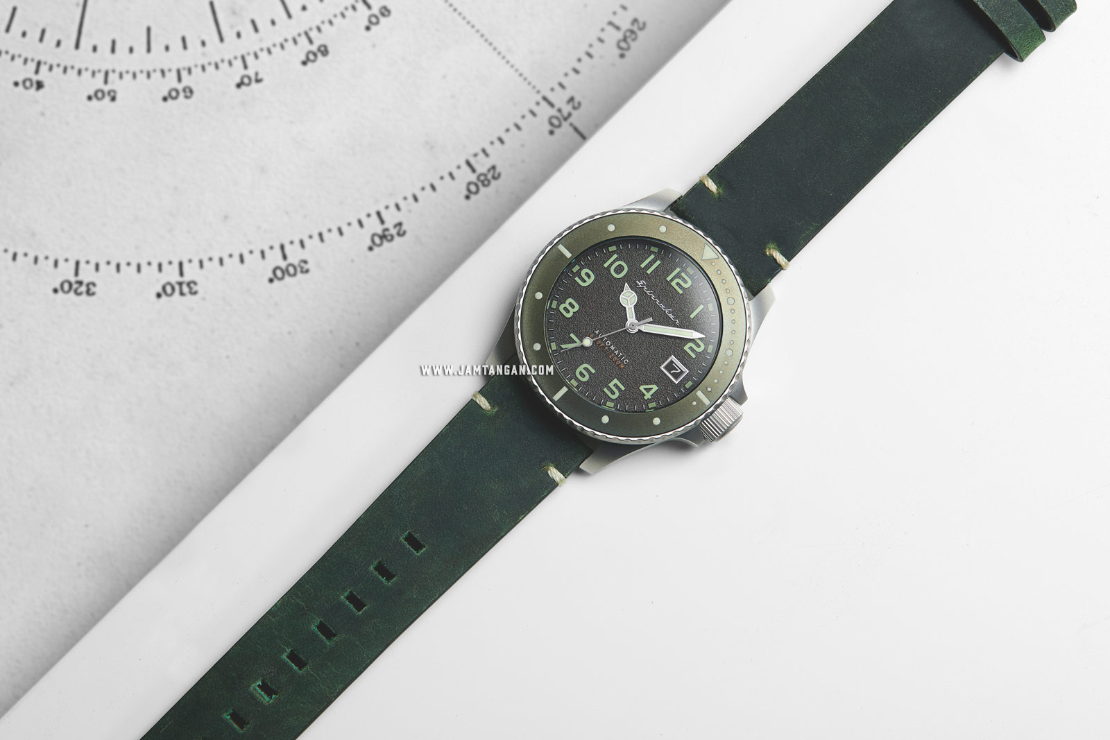 Spinnaker SP-5066-03 Vintage Spence Men Grey Dial Green Leather Strap Machtwatch