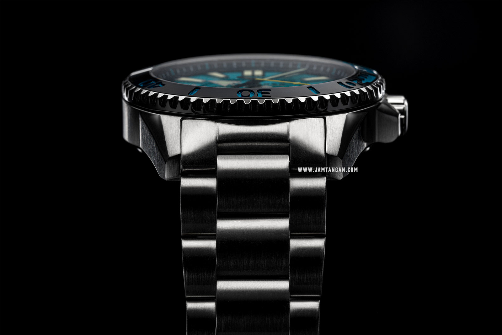 Spinnaker Amalfi Diver SP-5074-33 Men Aquamarine Dial Stainless Steel Strap Machtwatch