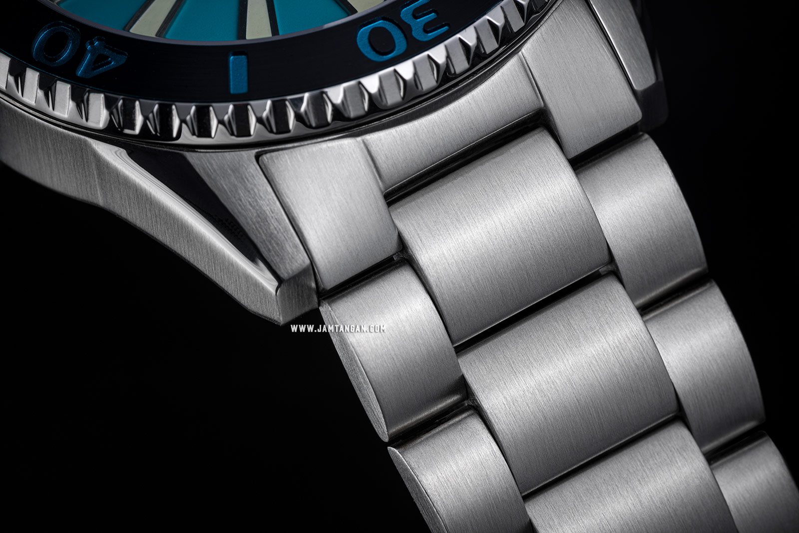 Spinnaker Amalfi Diver SP-5074-33 Men Aquamarine Dial Stainless Steel Strap Machtwatch