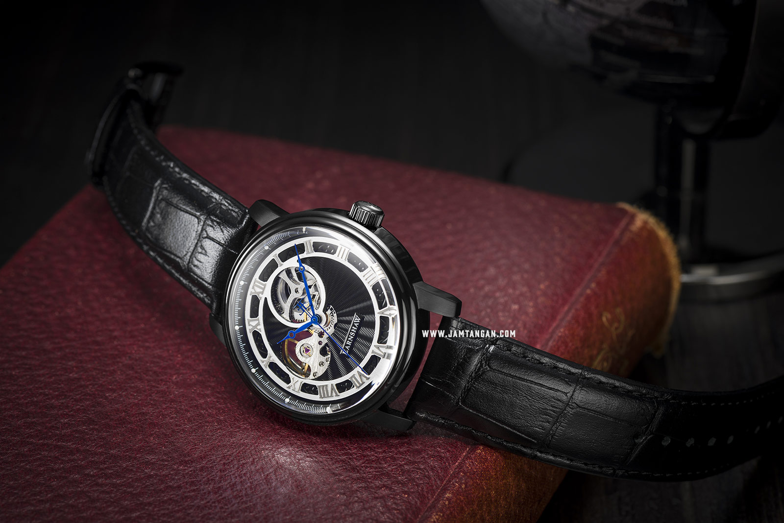 Thomas Earnshaw ES-8097-04 Westminster Mechanical Open Heart Dial Black Leather Strap Machtwatch