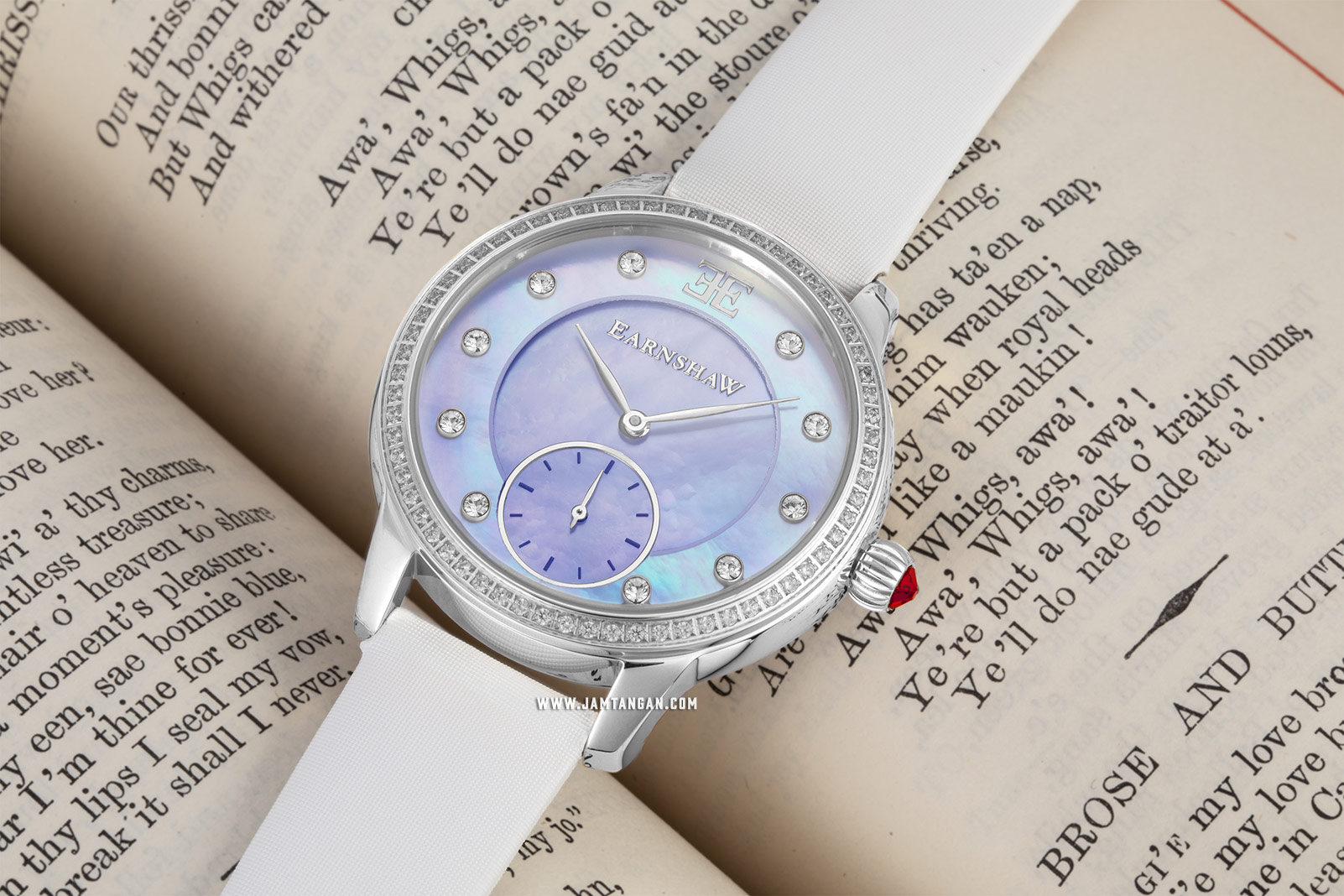 Thomas Earnshaw ES-8098-02 Lady Australis Mother of Pearl Dial White Leather Strap Machtwatch