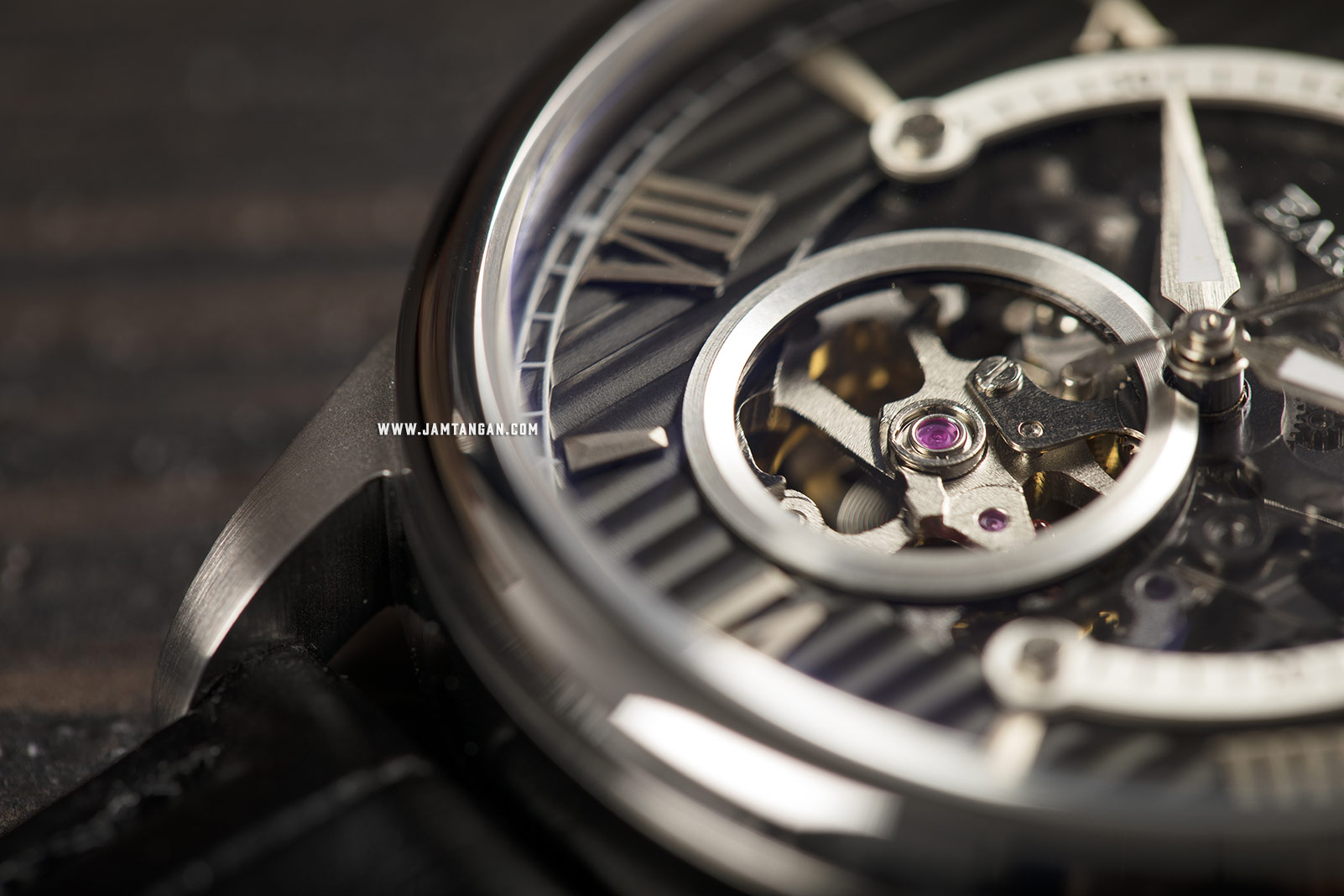Thomas Earnshaw ES-8802-01 Bauer Skeleton Dial Black Leather Strap Machtwatch