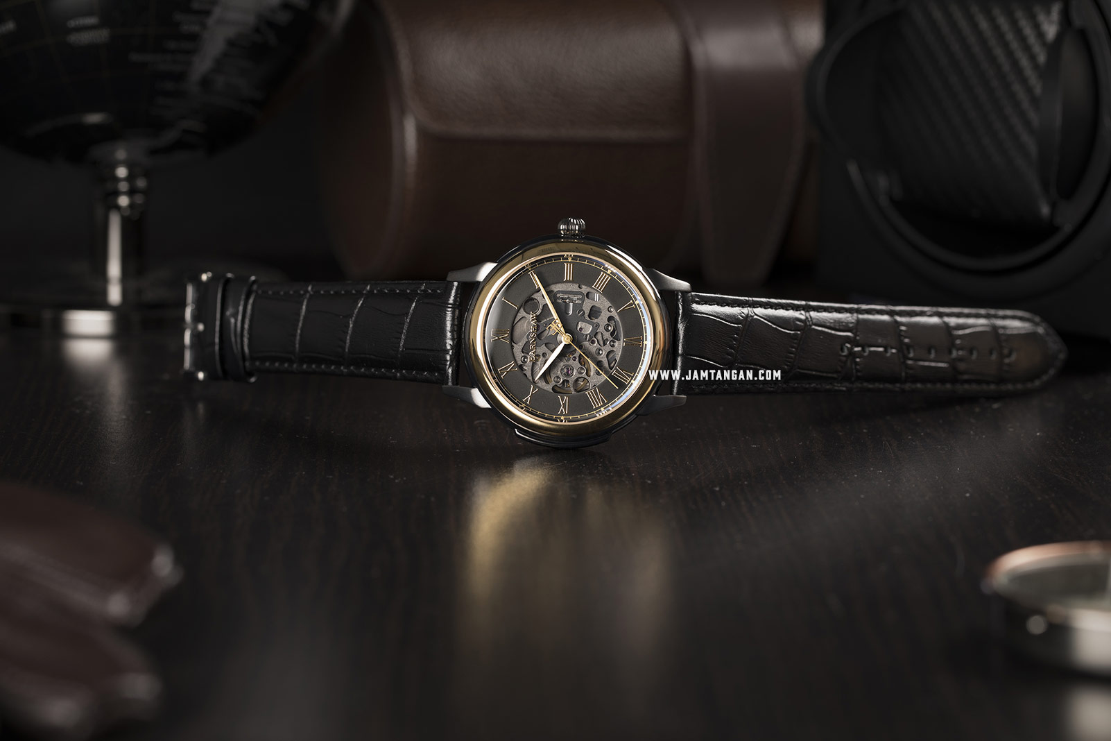 Thomas Earnshaw ES-8805-04 Observatory Skeleton Dial Black Leather Strap Machtwatch