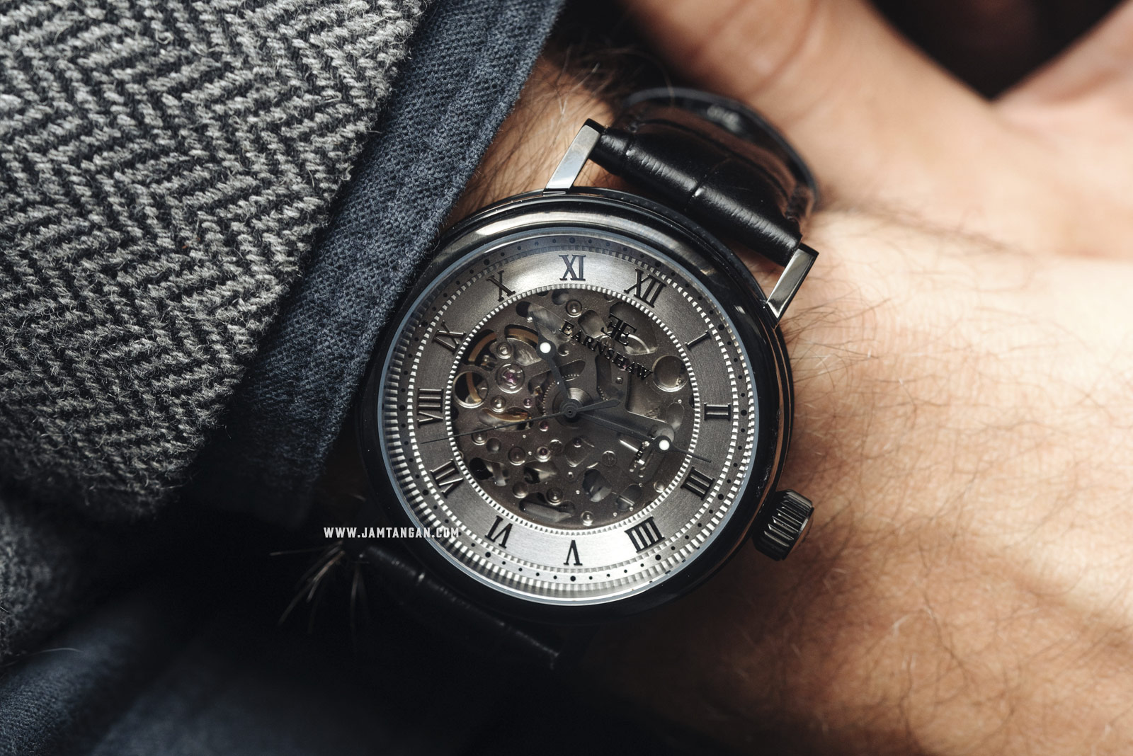 Thomas Earnshaw ES-8806-04 Beaufort Skeleton Dial Black Leather Strap Machtwatch